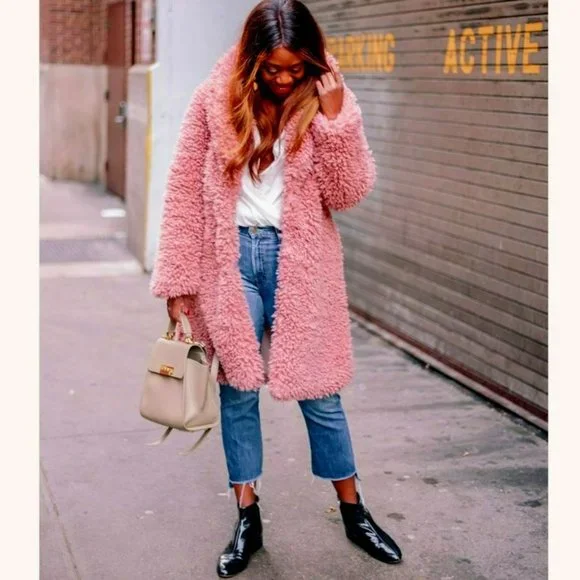 💥SHOWSTOPPER💥Somedays Lovin Down This Road Faux Fur Coat in Blush